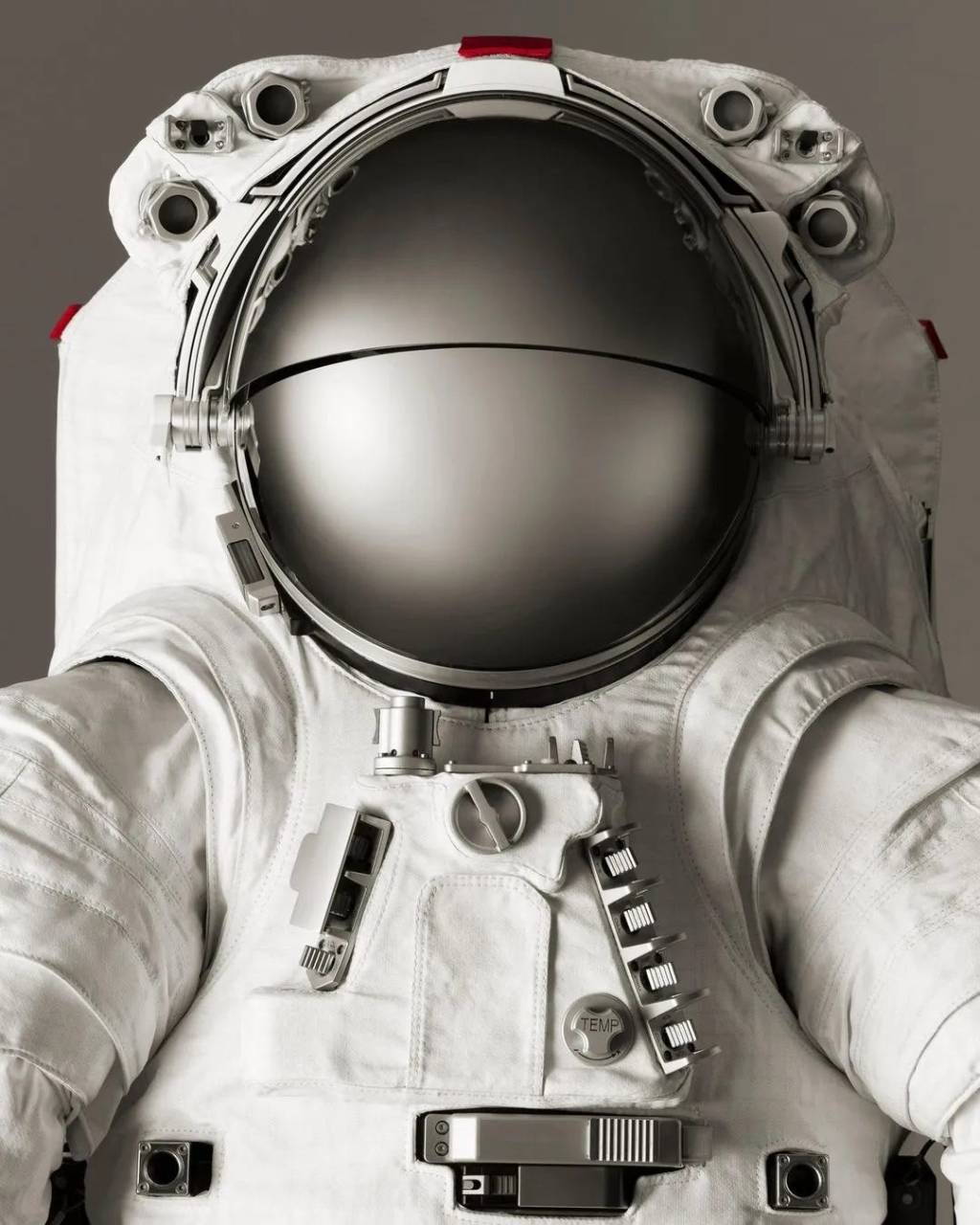 Axiom Space and Prada: Elevating the Frontier of Luxury Space Travel Through Innovative&nbsp;Collaboration